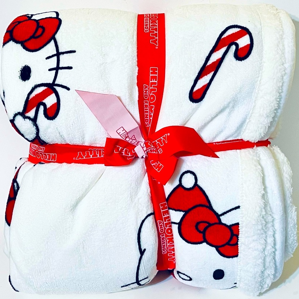 🎀🎄Hello Kitty Sherpa Christmas blanket